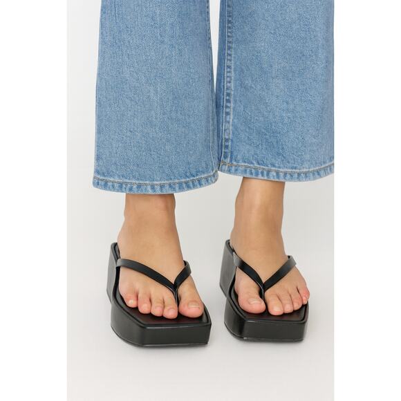 Jeffrey Campbell Y2K 11 Black Womens Leather Square Toe Thong Flip Flop Sandals - Picture 1 of 12